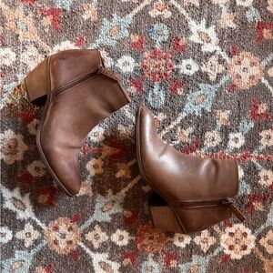 Women’s Frye Judith Wheat Ankle Booties with Low Block Heel